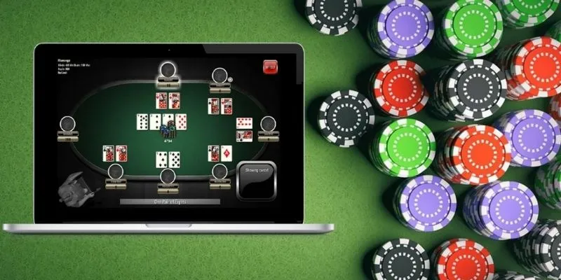 Nghiên cứu cách nắm bắt chiến thuật và bài của đối thủ trong poker